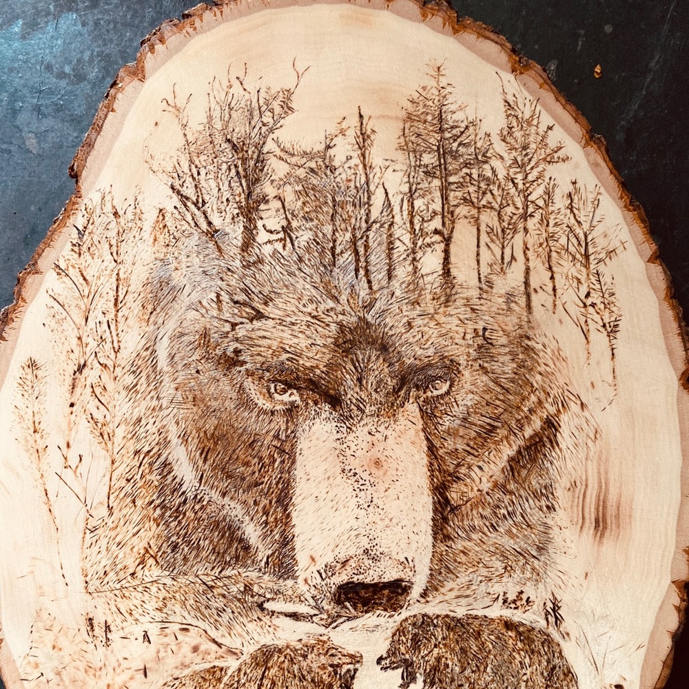 Handmade Pyrography bear sign - Picture 2 of 2
